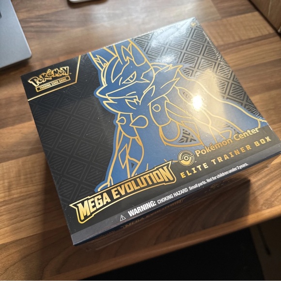 Pokemon Mega Evolution Elite Trainer Box - Black and Gold